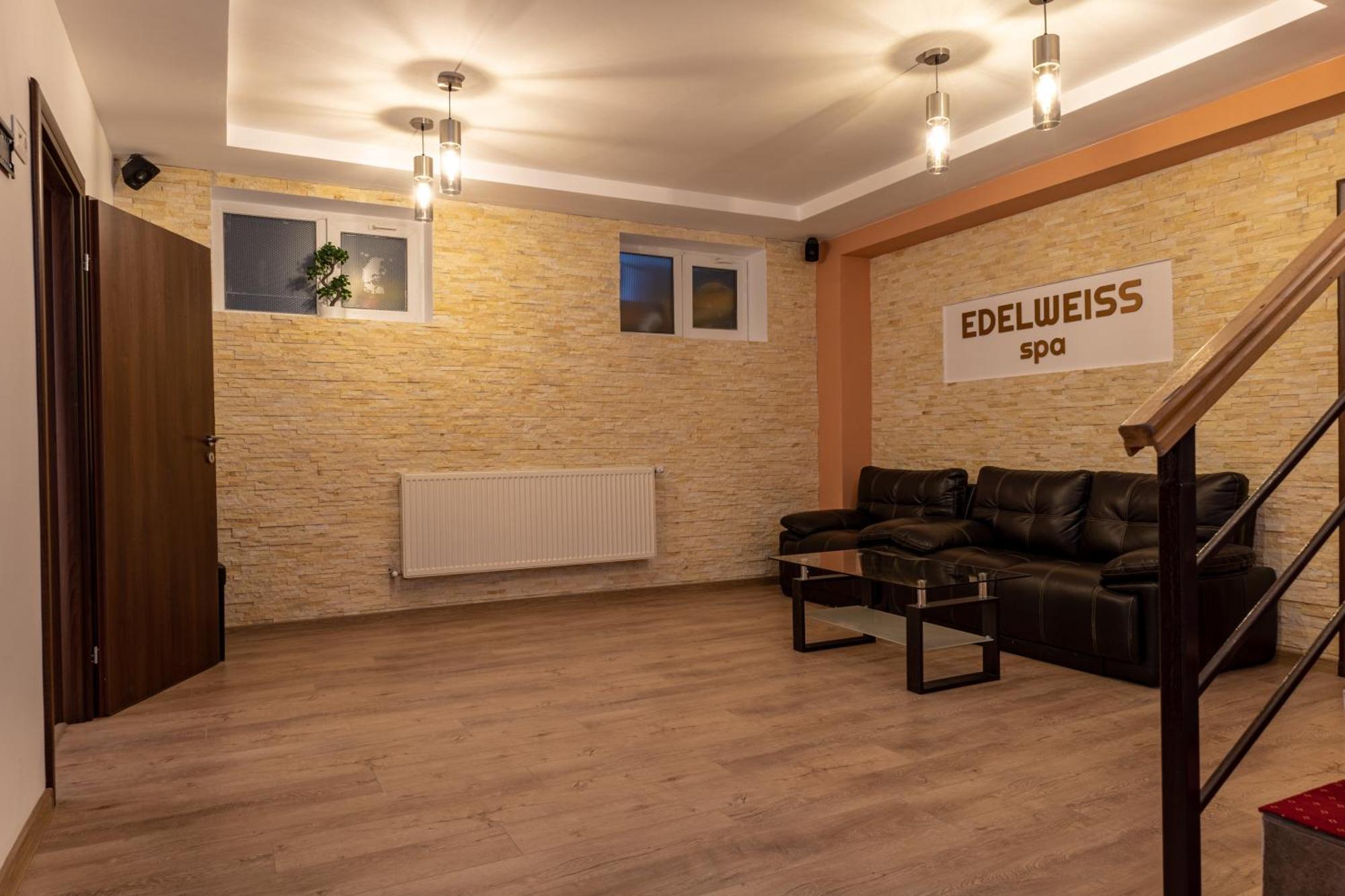 Vila Edelweiss Predeal Esterno foto
